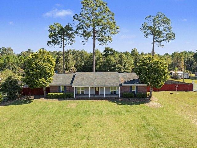 House for sale in Leesburg, Lee County