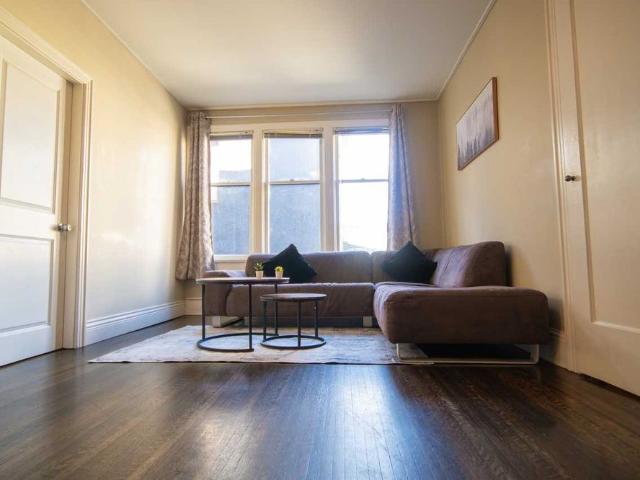 Apartment for rent in Davie Village, Vancouver