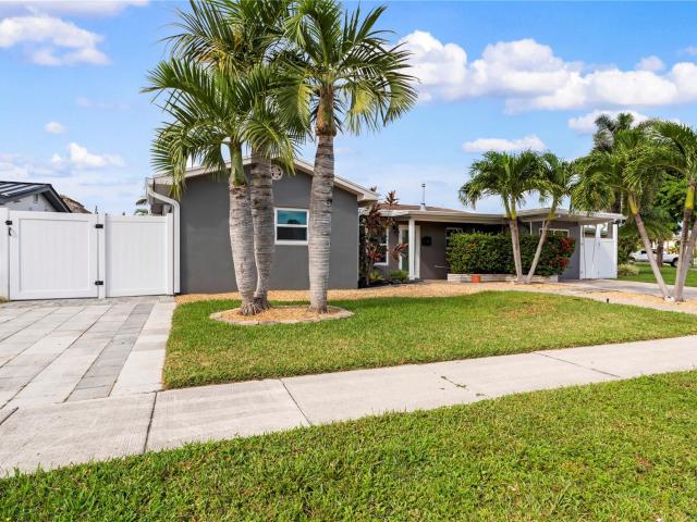 House for sale in Dania, Florida