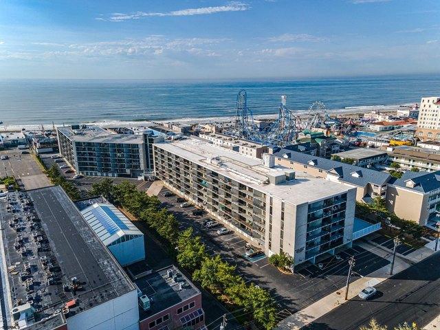 Condo for sale in Ocean City, New Jersey