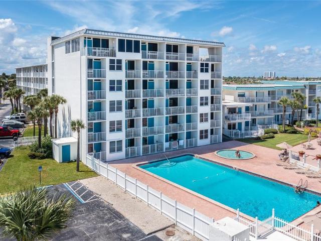 Condo for sale in Daytona Beach, Florida