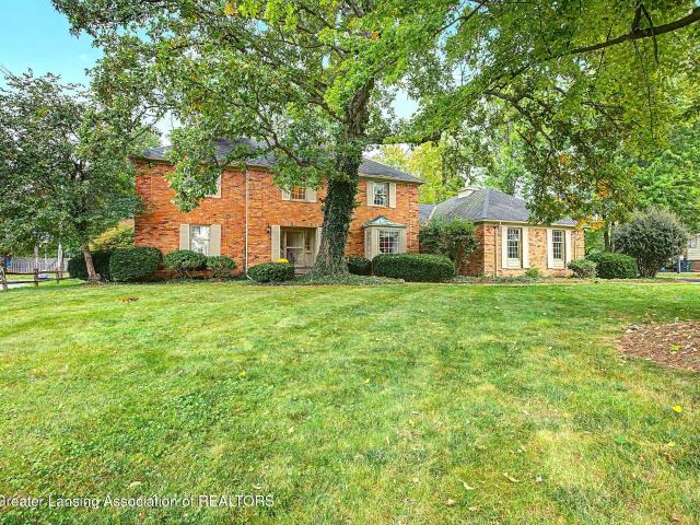 House for sale in Whitehills, East Lansing