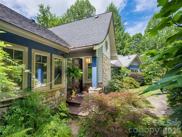 House for sale in Saluda, North Carolina