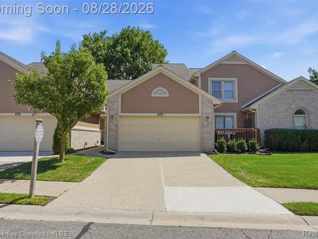 Condo for sale in Livonia, Michigan