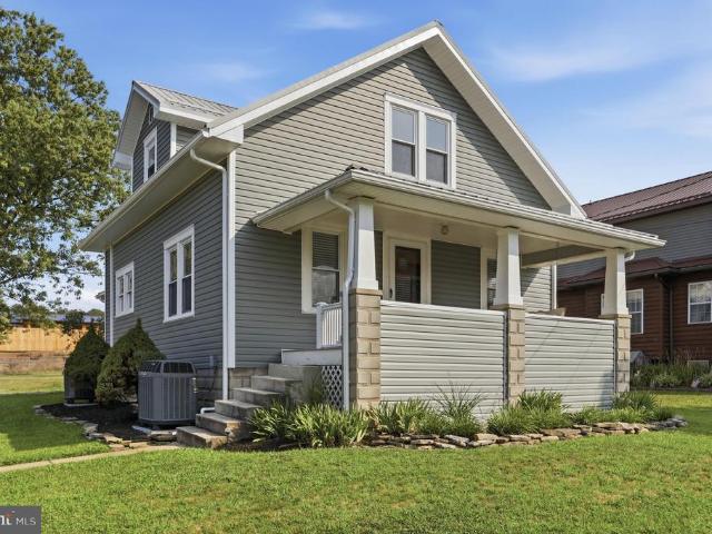 House for sale in Fort Ashby, West Virginia