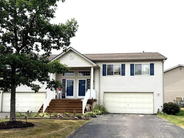 Condo for sale in Grand Blanc, Michigan