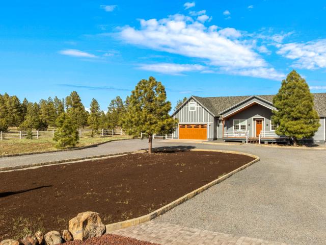 House for sale in Navajo, Arizona