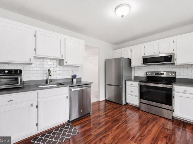 Townhouse for sale in Montgomery Village, Maryland