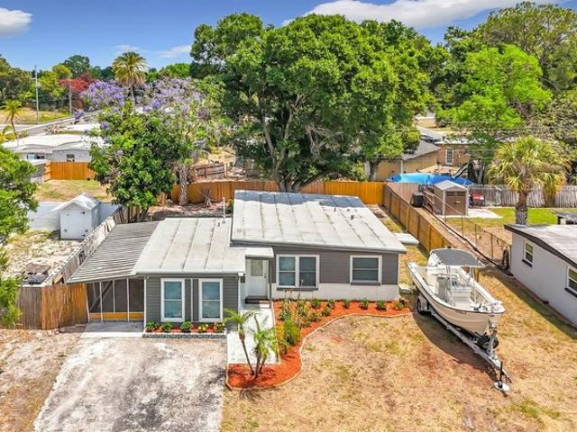 House for sale in Seminole, Florida