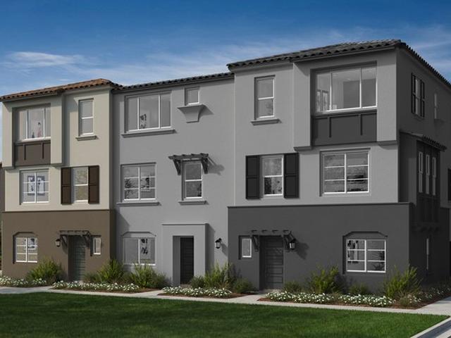Townhouse for sale in Pico Rivera, California