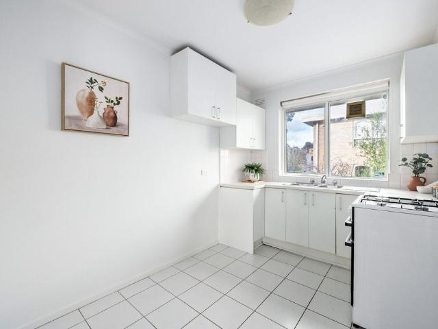 Apartment for rent in Kew, Melbourne