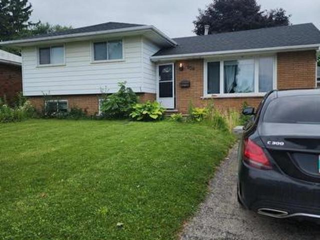 House for sale in Woodstock, Ontario