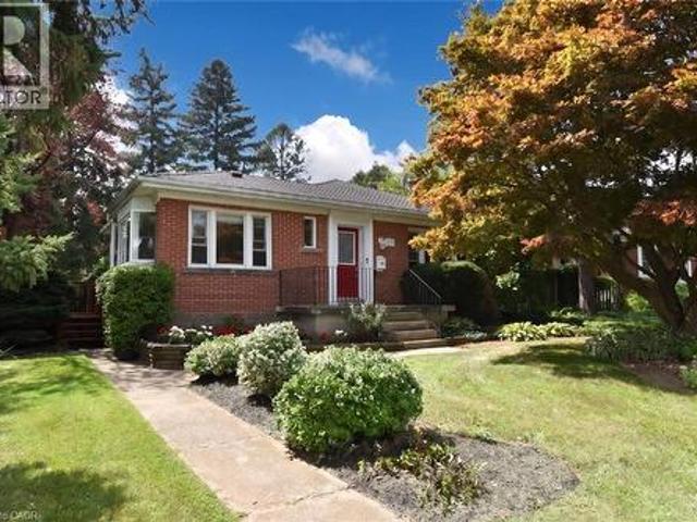 House for sale in Burlington, Ontario