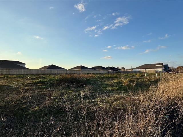 Property for sale in Temple Bar Marina, Texas