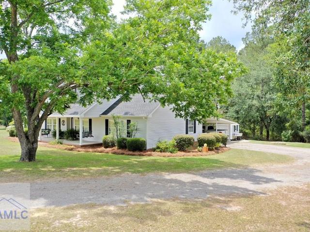 House for sale in Collins, Tattnall County