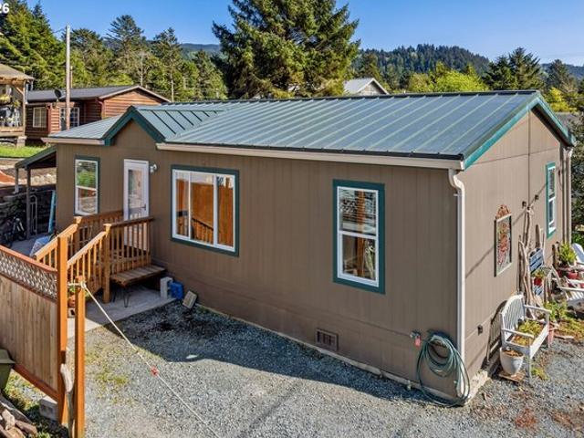 House for sale in Oregonia