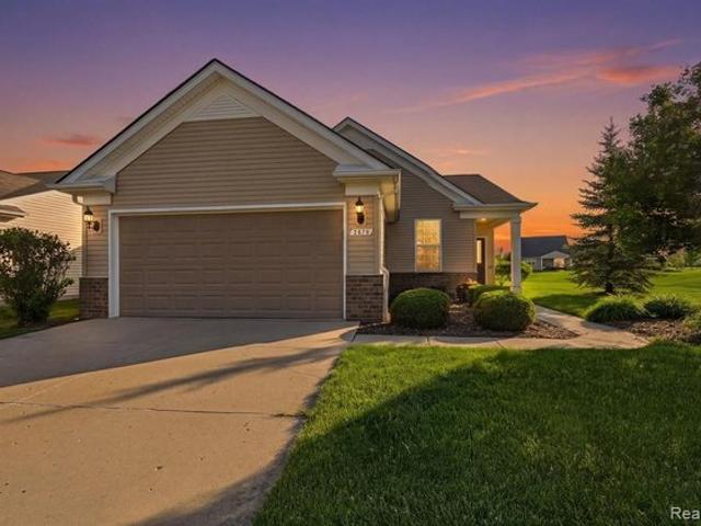 Condo for sale in Grand Blanc, Michigan