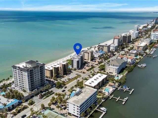 Condo for rent in Vanderbilt Beach, Florida