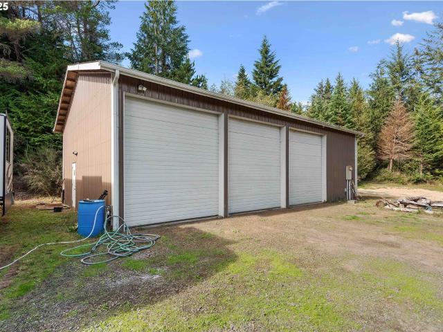 House for sale in North Bend, Oregon