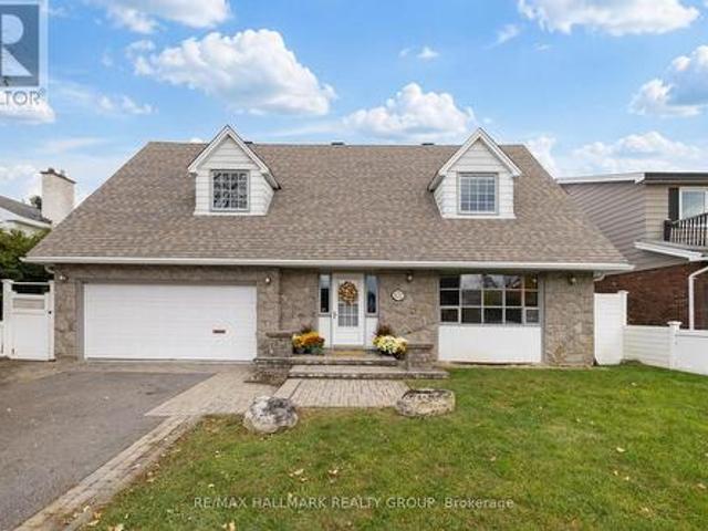 House for sale in Bay, Ottawa