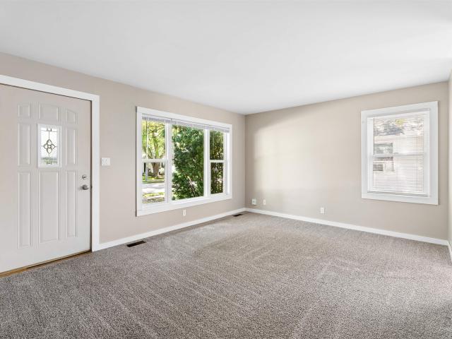 House for sale in Neenah, Winnebago County
