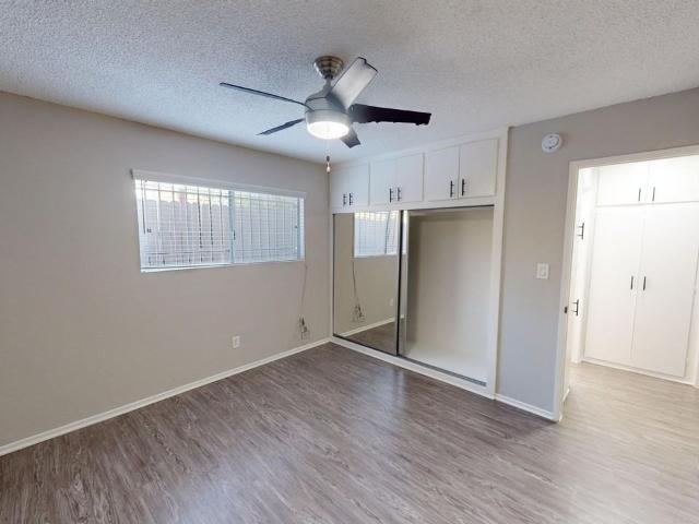 Apartment for rent in Canoga Park, California