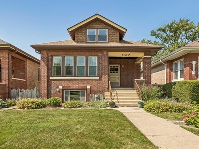House for sale in Oak Park, Illinois