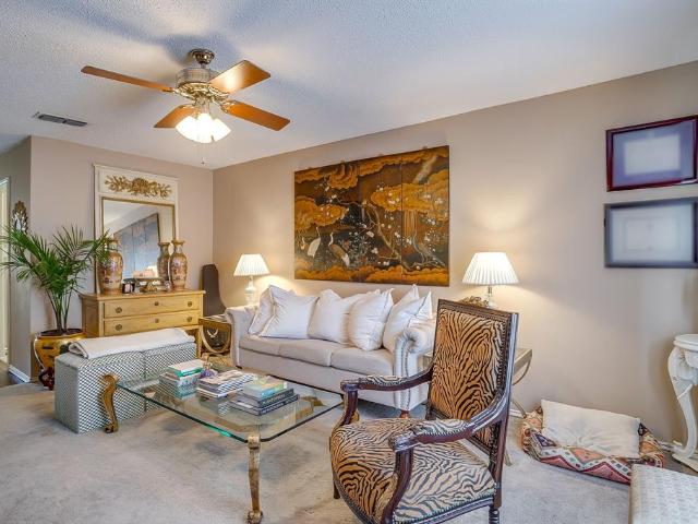 Condo for sale in Fort Worth, Texas