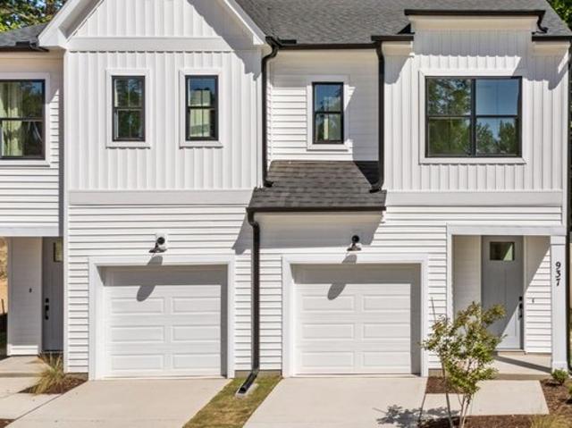 Townhouse for sale in Durham, North Carolina