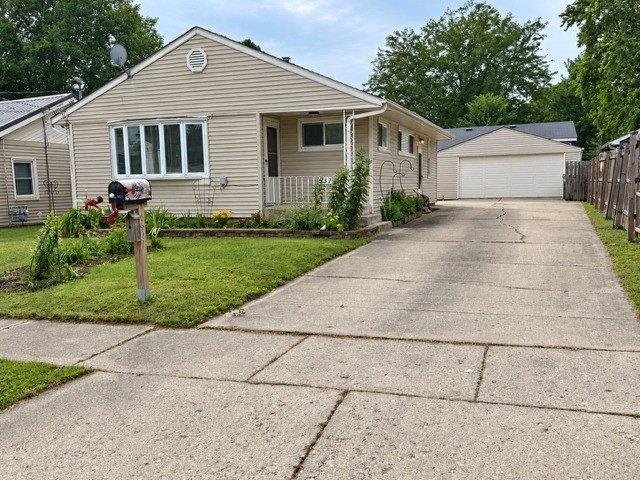 House for sale in Sycamore, Illinois