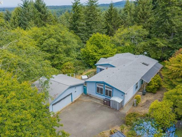 House for sale in Oregonia