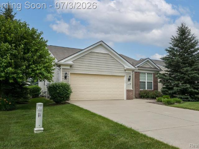 House for sale in Grand Blanc, Michigan