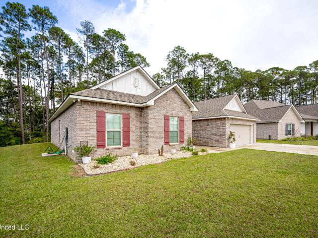 Property for sale in Ocean Springs, Mississippi