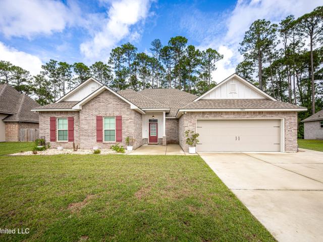 House for sale in Ocean Springs, Jackson County
