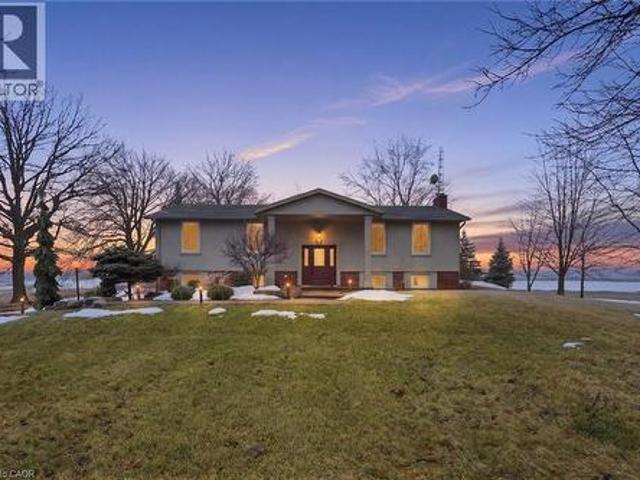 House for sale in Ancaster, Ontario