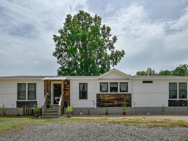 House for sale in Ark