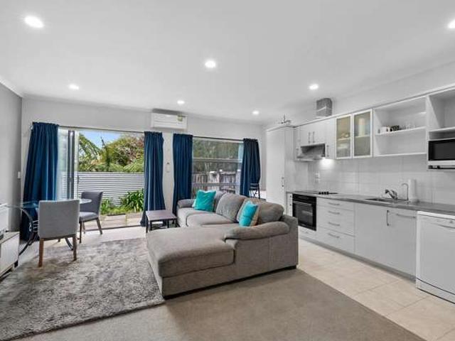 Apartment for sale in Hillsborough, Taranaki