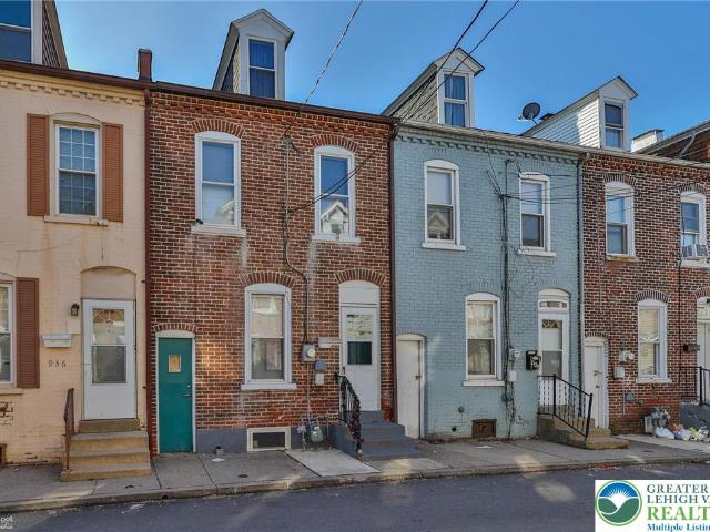 Townhouse for sale in Lehigh, Pennsylvania