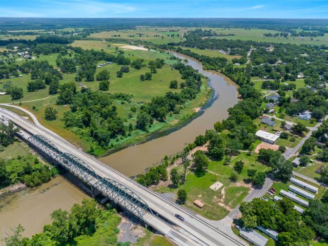 Land for sale in Columbus, Texas