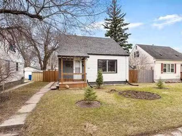 House for sale in East St. Paul, Manitoba