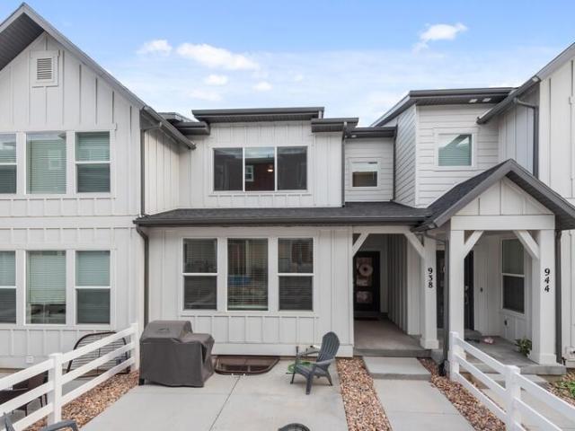 Townhouse for sale in Saratoga Springs