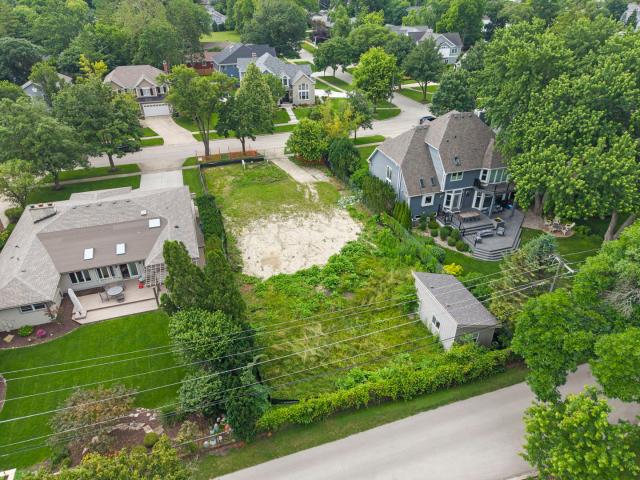Land for sale in Glen Ellyn, Illinois