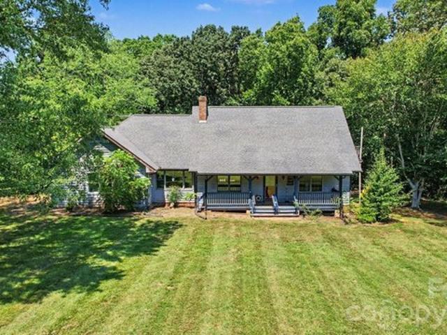 House for sale in Mount Pleasant, North Carolina