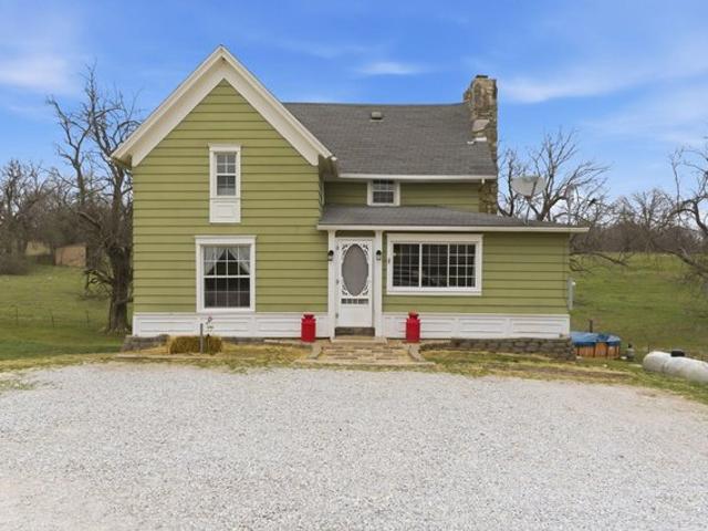 House for sale in Bois D Arc, Missouri