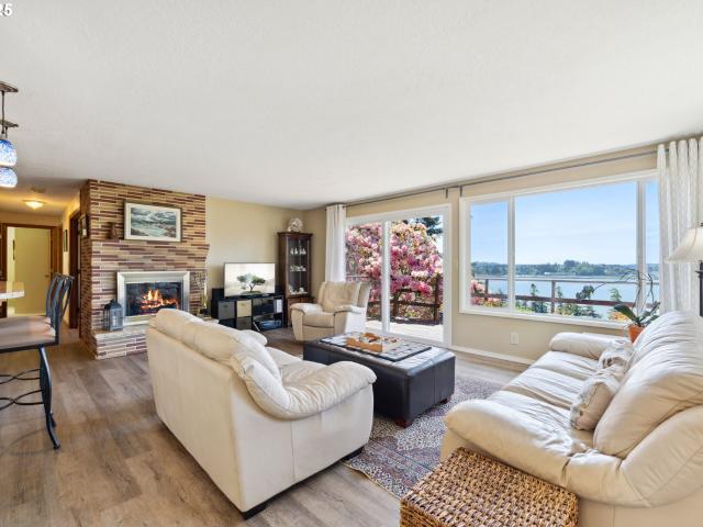 House for sale in North Bend