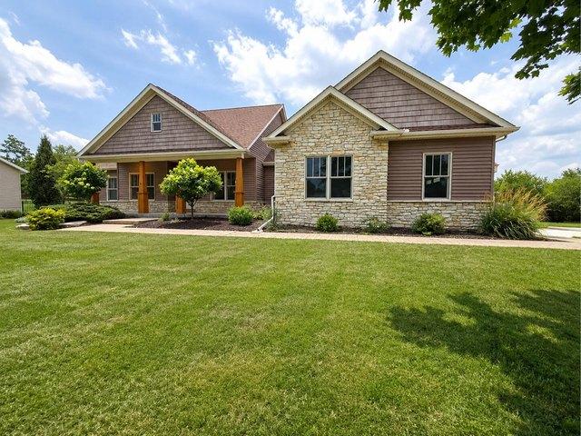 House for sale in Andalusia, Illinois