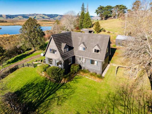 Property for sale in Otakou