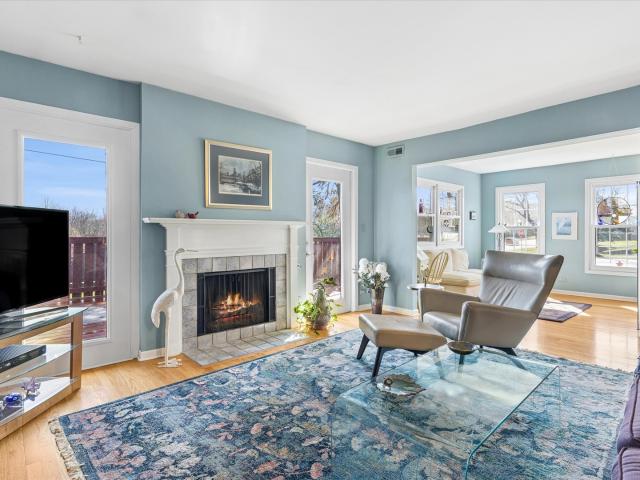 Townhouse for sale in Westmont, Illinois