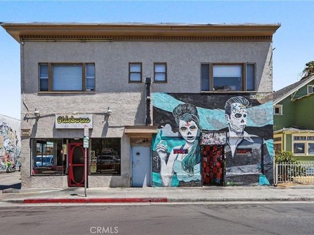 House for sale in Long Beach, California