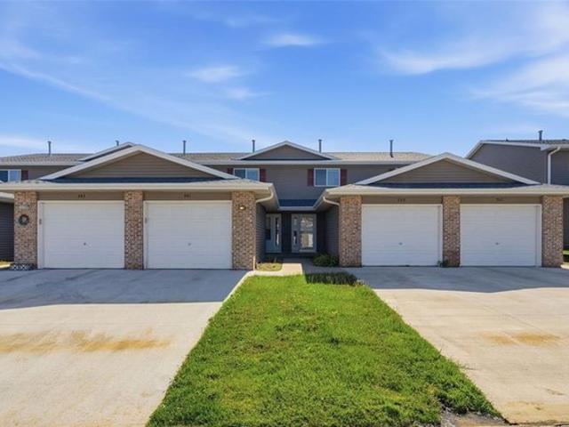 Condo for sale in Linn, Iowa